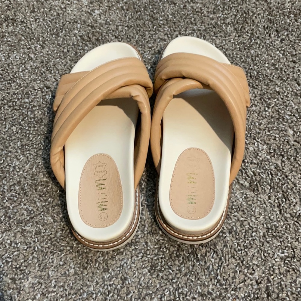Tan Summer Sandals - Picture 2 of 4